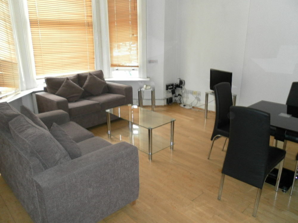Access Earls Court Apartment ลอนดอน ภายนอก รูปภาพ